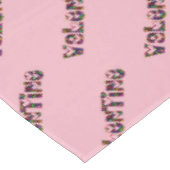 Valentine Party Niedlich Hearts Typografie Pink Tischdecke (Schrägansicht)