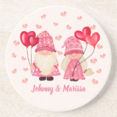 Valentine Pink Gnome Red Hearts Couple Names Getränkeuntersetzer (Vorne)