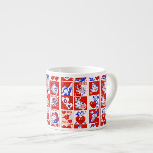 Valentine Retro Liebe schlägt Niedliche Muster Espressotasse (Vorderseite Rechts)