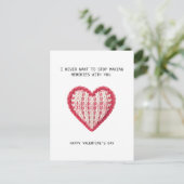 Valentine’s Day Card – Knit Heart Design Postkarte (Stehend Vorderseite)