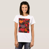 Valentine’s Day Heart Pattern – Retro Pop Art T-Shirt (Vorne ganz)