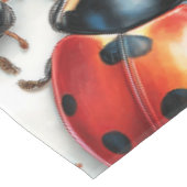 Valentine`s Day Ladybug Love Pattern Tischdecke (Schrägansicht)