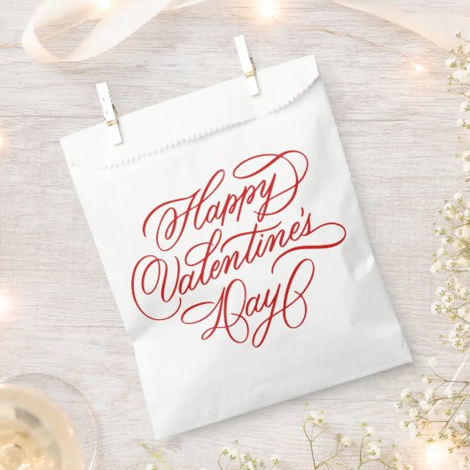 Valentines Day Elegant Deep Red Calligraphy Geschenktütchen (Ausgeschnitten)