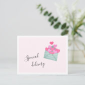 Valentine's Day Envelope Hearts Pastel Postkarte (Stehend Vorderseite)