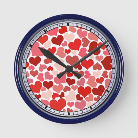 Valentine's Day Hearts Pattern Runde Wanduhr (Vorderseite)