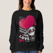 Valentine's day panda with heart sweatshirt (Vorderseite)