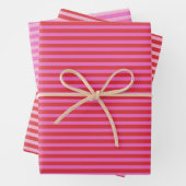 Valentine's Day Pink and Red Stripes Pattern Geschenkpapier Set (Beispiel)