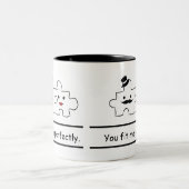 Valentines er u. sie Tasse: Sie passten mich Zweifarbige Tasse (Mittel)