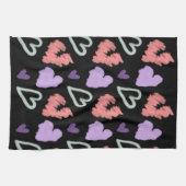 Valentines hören Lila Handgezeichnetes Muster Geschirrtuch (Horizontal)