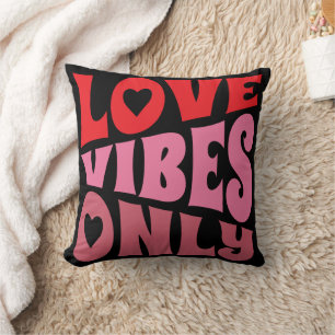 Valentines Liebe Vibes Typografie Rosa Schwarz Kissen