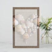 Valentinherz hergestellt mit Muscheln Briefpapier (Stehend Vorderseite)