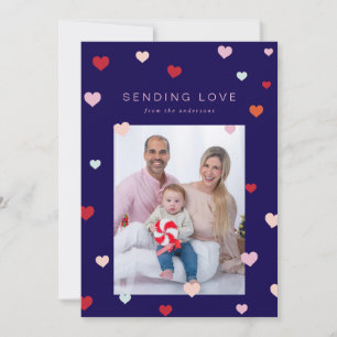 Valentinisches kleine Herzen schweben Feiertagskarte