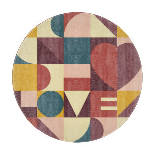Valentins Herzdesign, abstrakter Hintergrund. Schneidebrett