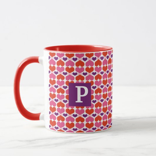 Valentinsgruß-Herz-Steppdecken-Monogramm Tasse (Links)