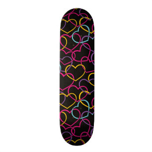 Valentinsgruß-Muster mit Farbherzen Skateboard