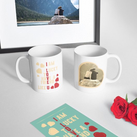 Valentinstag-Geschenk im Retrostil. Kaffeetasse