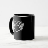 Valentinstag Gothic Heart with Skeleton Hands Va Tasse (Vorderseite Links)