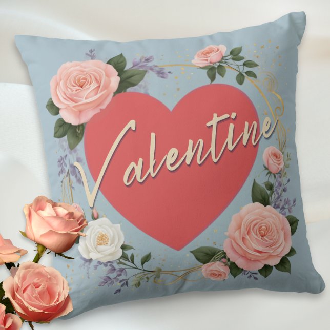 Valentinstag Hübsche Blumenrosa Rosen Custom Kissen (An elegant throw pillow for Valentine's Day, with love heart, pink roses and custom text on the back)