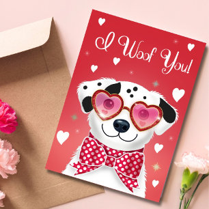 Valentinstag-Hund mit Herz-Sonnenbrille Feiertagskarte