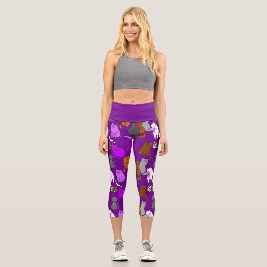 Valentinstag Katzen Herz lila Capri Leggings (Vorderseite)
