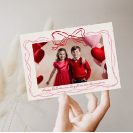 Valentinstag mit handgezeichnetem Rot- und Rosa-Ra Feiertagskarte