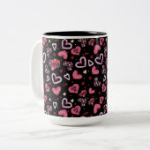 Valentinstag mit rosa Herzchen Zweifarbige Tasse (Vorderseite Links)
