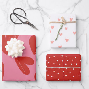 Valentinstag Moderne rote und rosa Herzen Schrift Geschenkpapier Set