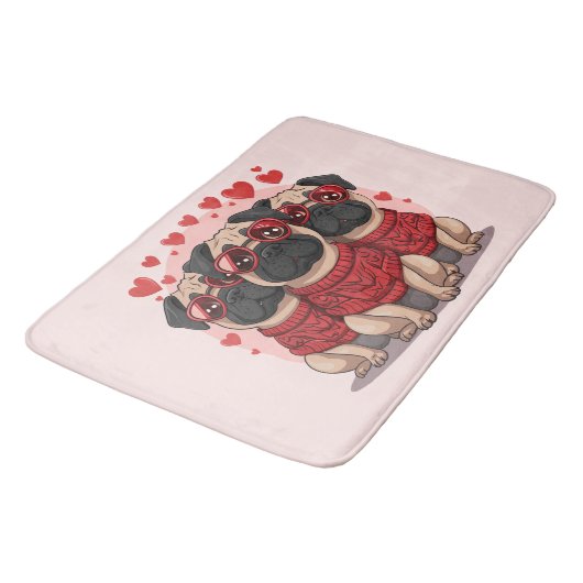 Valentinstag Mops Hunde Badematte (Schrägansicht)
