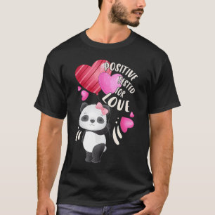 Valentinstag Panda Bär mit Herzen T-Shirt