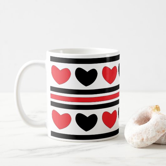 Valentinstag Rotes Schwarzes Herz Streifen Muster Kaffeetasse (Mit Donut)