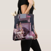 Valentinstag Schönheit in Fingerie auf dem Sofa Tasche (Von Nahem)