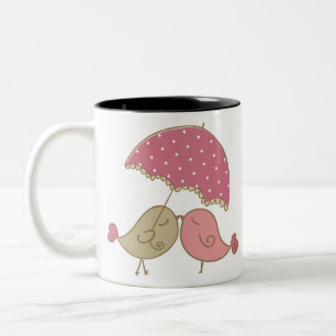 Valentinstag Thema Liebe Vögel Design. Zweifarbige Tasse