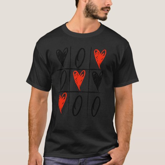 Valentinstag Tic Tac Toe Herz T-Shirt (Vorderseite)