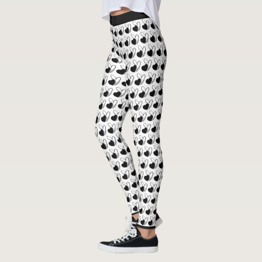 Valentinstag Verzerrte getilgte Herzen Leggings (Links)