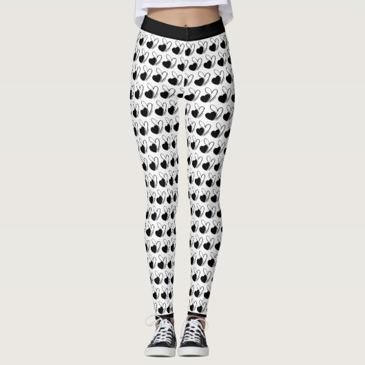 Valentinstag Verzerrte getilgte Herzen Leggings (Vorderseite)
