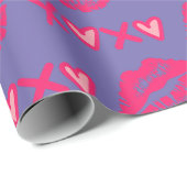 Valentinstag XOXO Kiss Red Wrapping Lila Geschenkpapier (Rolleneckpunkt)