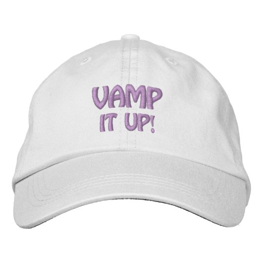 VAMP IT UP! BESTICKTE BASEBALLKAPPE (Vorderseite)