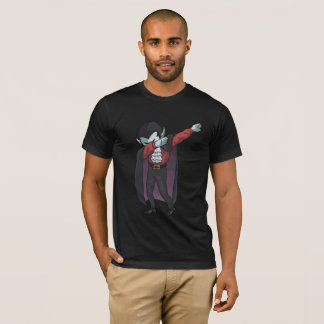 Vampir, der lustigen Halloween-Klecks-Tanz betupft T-Shirt