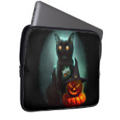 Vampire Cat and Wizard Pumpkin Halloween Surreal Laptopschutzhülle (Vorne Rechts)