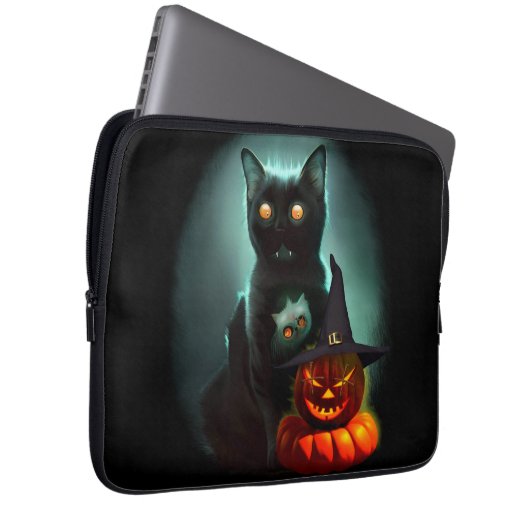 Vampire Cat and Wizard Pumpkin Halloween Surreal Laptopschutzhülle (Vorne Rechts)