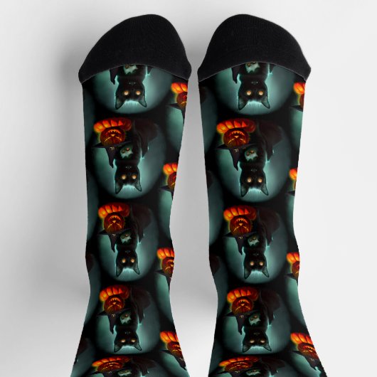 Vampire Cat and Wizard Pumpkin Halloween Surreal Socken (Oben)