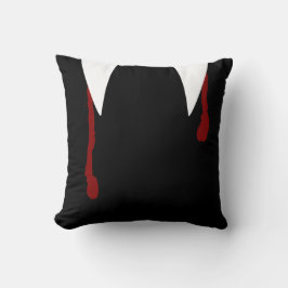 Vampire Fangs und Blood Goth Kissen