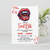 Vampire Red Lips Halloween Paare Dusche Einladung (Stehend Vorderseite)