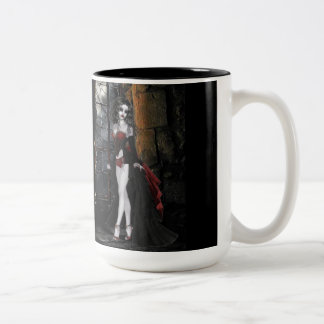 Vampire Stehend in der Window Light Coffee Tasse