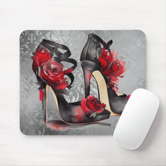 Vampy Strappy Stilettos | Heelse der Rote Rose auf Mousepad (Mit Mouse)