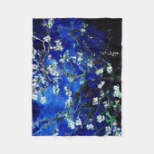 Van Gogh Almond Blossoms Vibranly Blue Fleecedecke (Vorderseite)