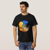 Van Gogh Café Terrace Pop Art Ear Surrealism T-Shirt (Vorne ganz)
