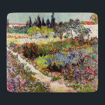 Van Gogh Fantastische Bergwelten am Arles Frische  Schneidebrett<br><div class="desc">Vincent Van Gogh Blütengarten At Arles With Path Fine Art Vincent van Gogh war ein postimpressionistischer Maler, dessen Werke weit reichende Auswirkungen auf die Kunst des 20. Jahrhunderts hatten: Porträts, Selbstportraits, Landschaften und Stillleben von Zypressen, Blume, Bäumen in Blüten, Gärten, Weizenfeldern und Blume. Zwischen 1886 und 1890 fertigte Vincent van...</div>