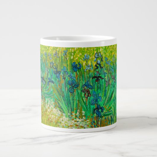 Van Gogh Field mit Irische in der Nähe von Arles Jumbo-Tasse (Vorderseite)