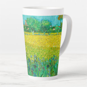 Van Gogh Field mit Irische in der Nähe von Arles Milchtasse